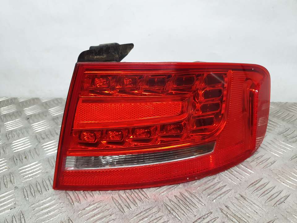 AUDI A4 B8/8K (2011-2016) Rear Right Taillight Lamp EXTERIOR, 010085060235 23654037