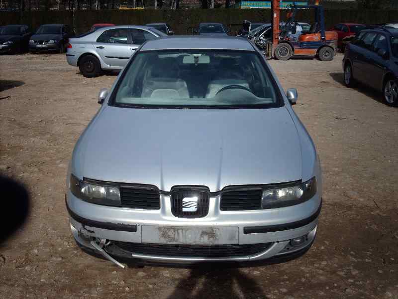 SEAT Toledo 2 generation (1999-2006) Galinių dešinių durų stiklo pakelėjo varikliukas 1J4959812C 18470861