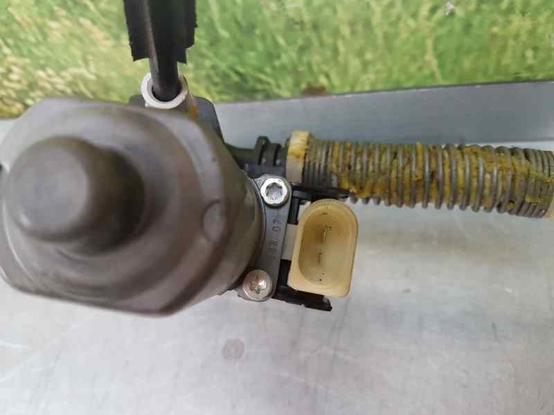 Elevalunas delantero derecho N12B16A 51332756084 de Mini Mini (r56) 2006-2010 120 CV - pieza usada