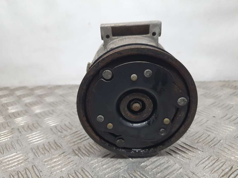 FIAT Megane 2 generation (2002-2012) Kondicionieriaus siurblys (kompresorius) 7700103536 23799350