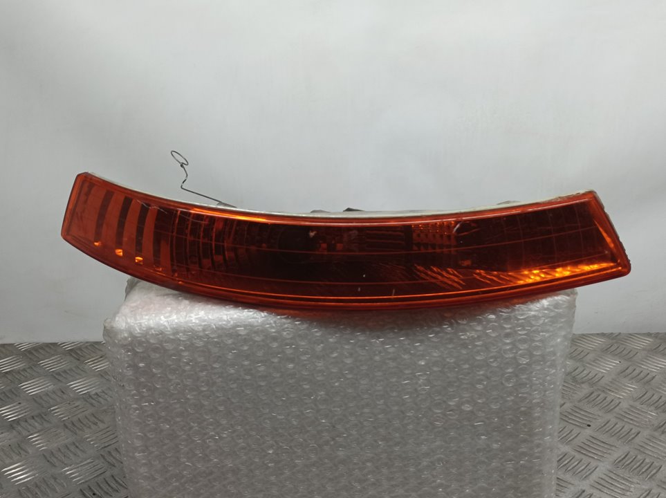 RENAULT Trafic 2 generation (2001-2015) Front Right Fender Turn Signal 8200007030, 91166121, TOCADOVALEO 21816756