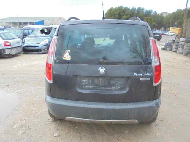 SKODA Roomster 5J  (2010-2015) Кнопка стеклоподъемника задней правой двери 5J0959855 24076511