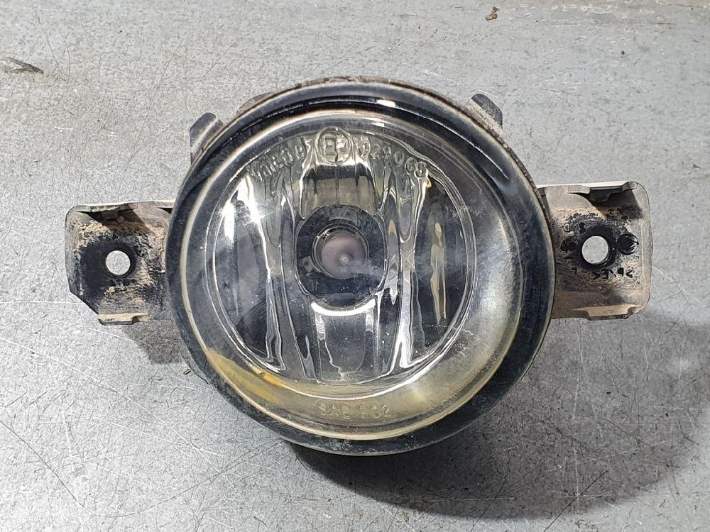 RENAULT Clio 2 generation (1998-2013) Front Right Fog Light 8200002470, 89201782 18616793