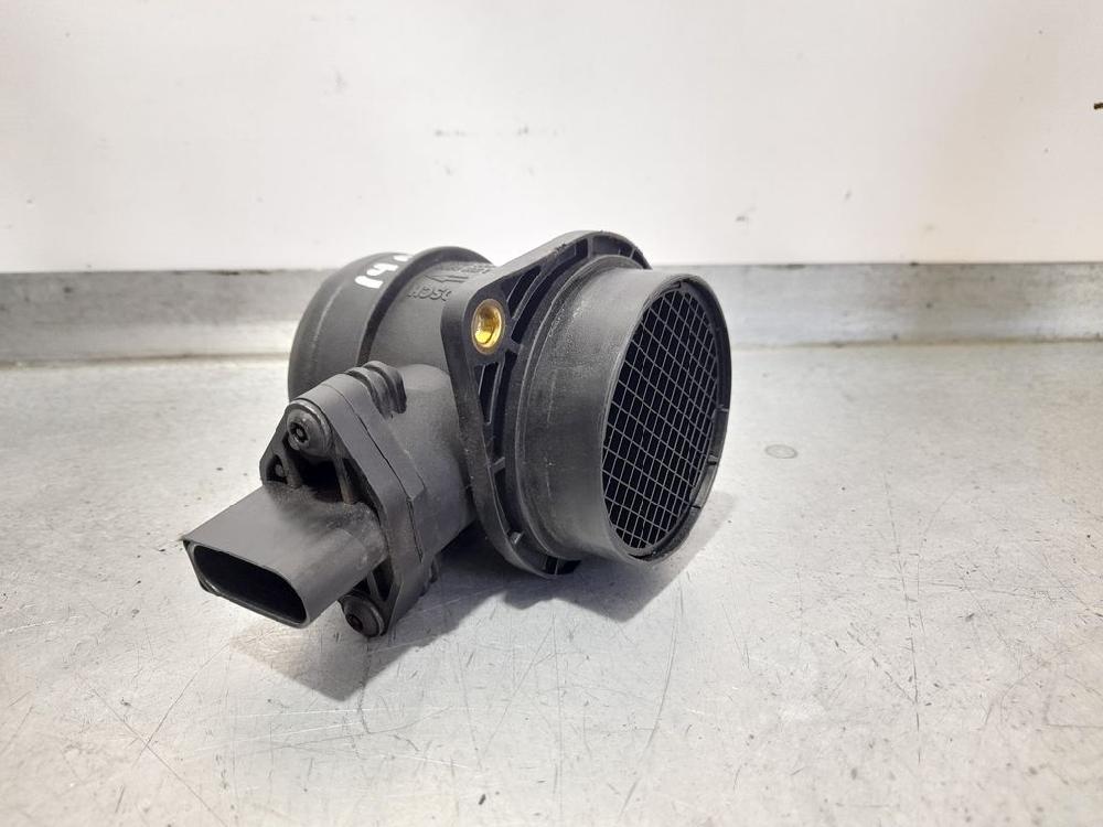 AUDI 3 Series E46 (1997-2006) Mass Air Flow Sensor MAF 1438687, 0280218075 23658150