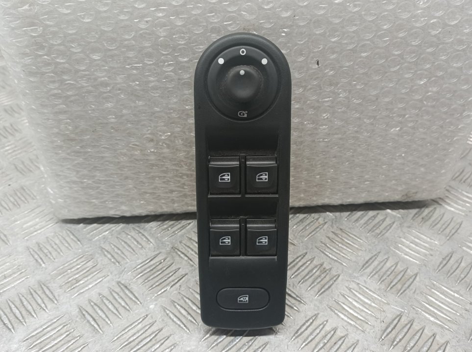 RENAULT Clio 4 generation (2012-2020) Front Left Door Window Switch 254118722R, C/MANDORETROVISOR 24088967