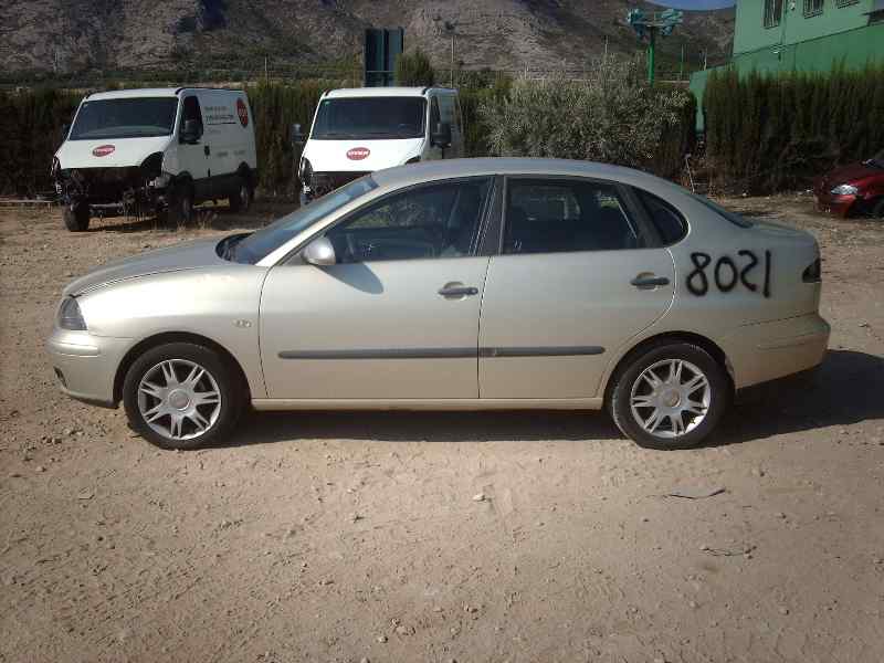 SEAT Cordoba 2 generation (1999-2009) Szervoszivattyú 6Q0423156AB, TRW 18473502