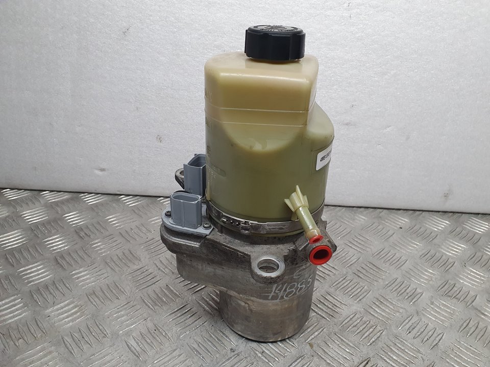 PEUGEOT Focus 2 generation (2004-2011) Power Steering Pump 4M513K514CA 20513604