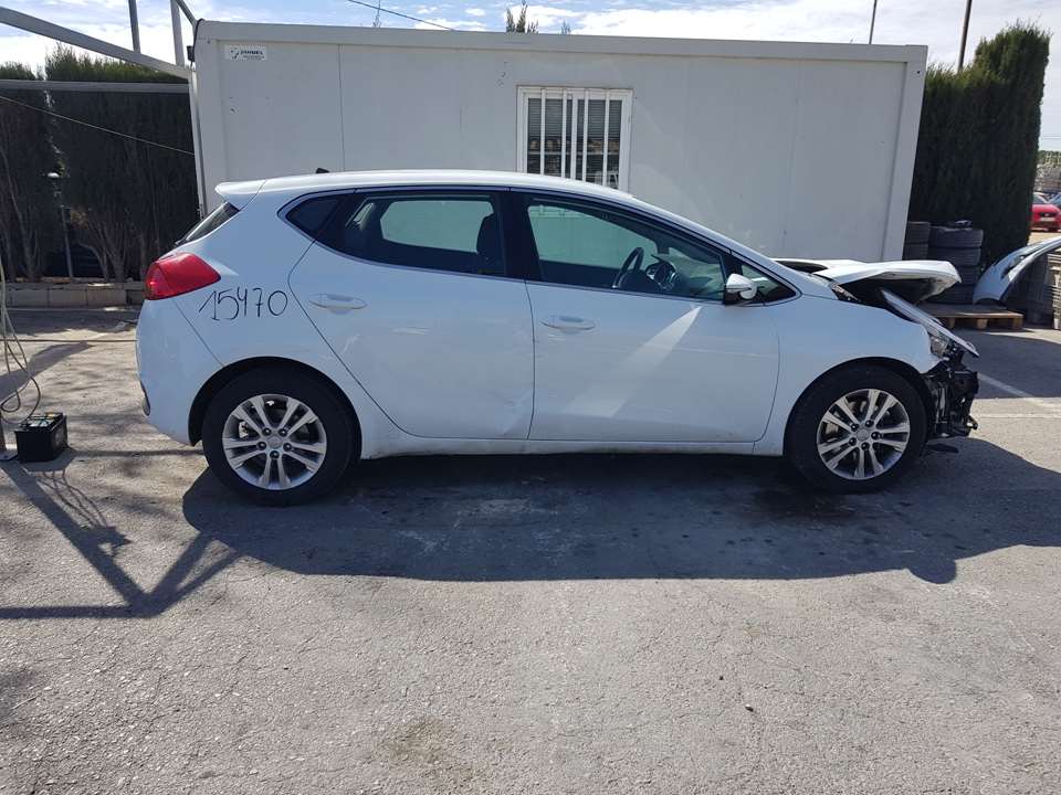 KIA Cee'd 2 generation (2012-2018) Salono veidrodis 851011D200 23894166