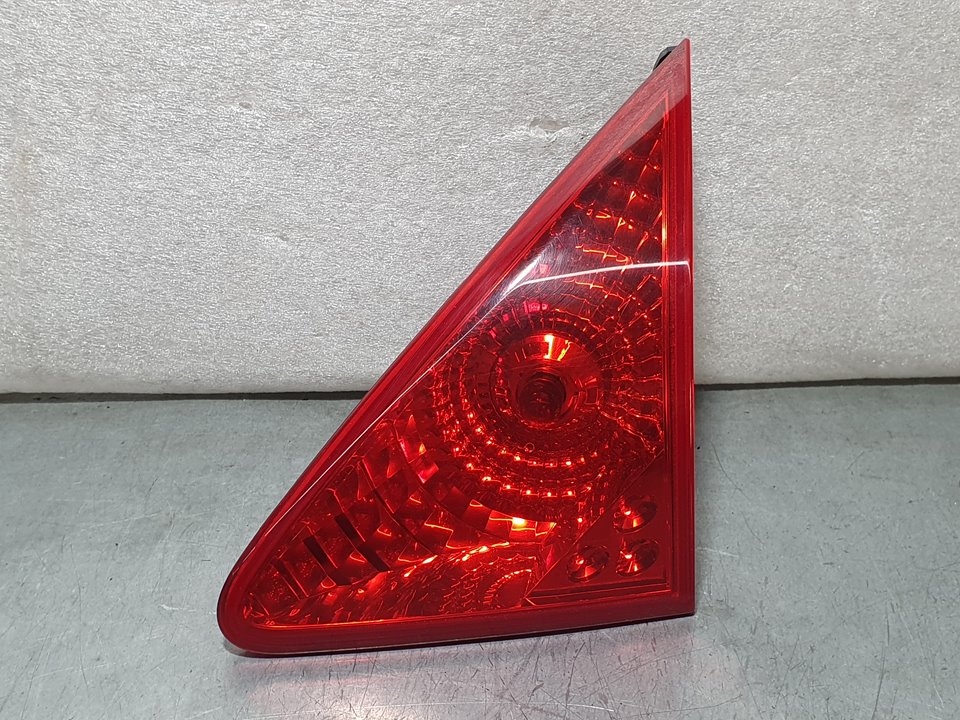 PEUGEOT 3008 1 generation (2010-2016) Rear Right Taillight Lamp 9683460980,26030204 21070349