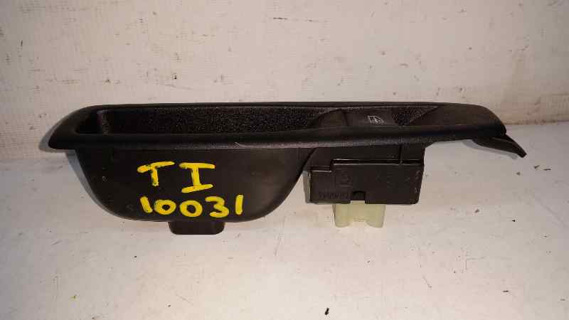 RENAULT Clio 3 generation (2005-2012) Comutator de control geam ușă  dreapta spate 829614619R 18546055