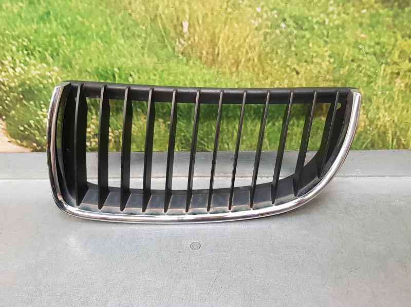 BMW 3 Series E90/E91/E92/E93 (2004-2013) Радиаторна решетка LADOIZQUIERDO 18639248