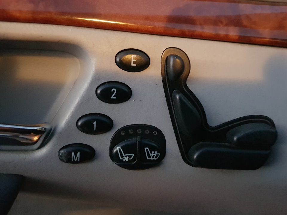 MERCEDES-BENZ S-Class W220 (1998-2005) Переключатель кнопок 24091026