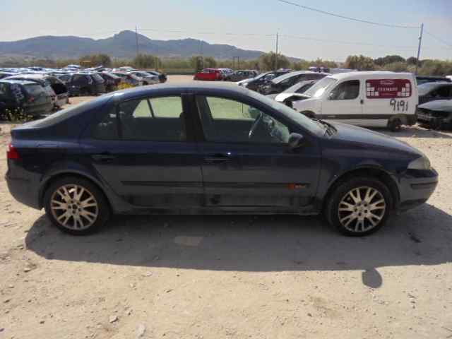 RENAULT Laguna 2 generation (2001-2007) Охлаждающий радиатор 710100200F07, 820008763B, BEHR 18503727