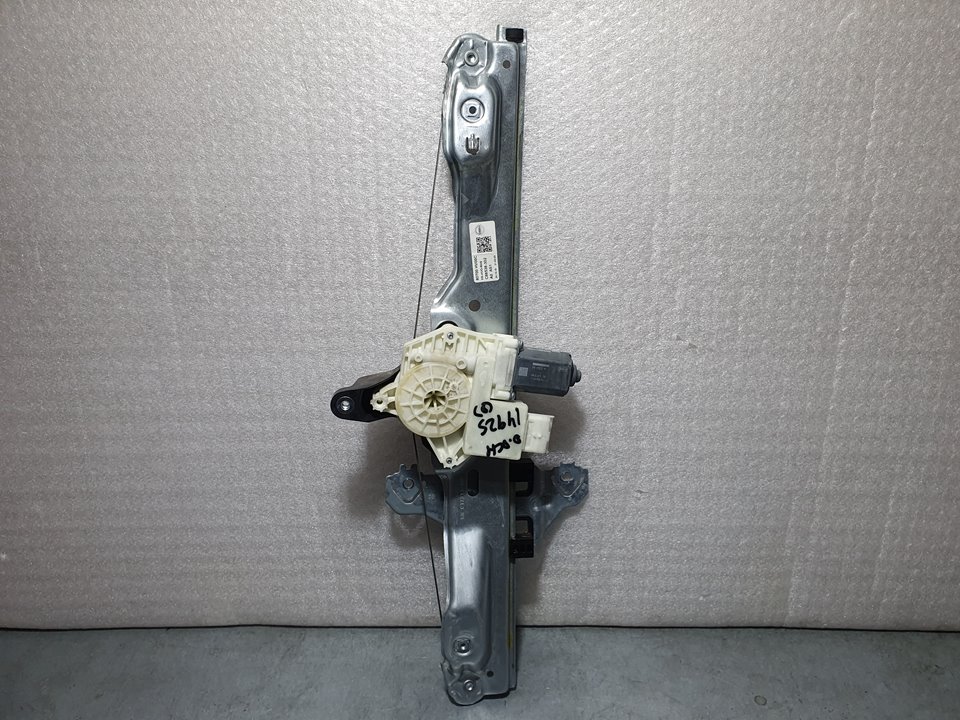 NISSAN Qashqai 2 generation (2013-2023) Front Right Door Window Regulator 80700HV00C, C88538302 20462756