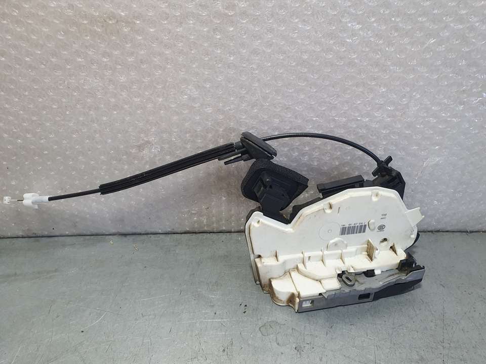 SEAT Leon 3 generation (2012-2020) Front Right Door Lock 5K1837016J 26534585