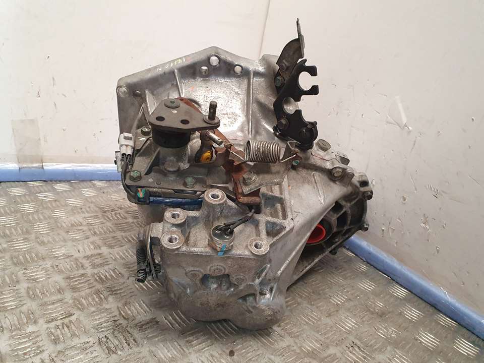 CITROËN C1 1 generation (2005-2016) Gearbox 20TT01,0181005 23622348