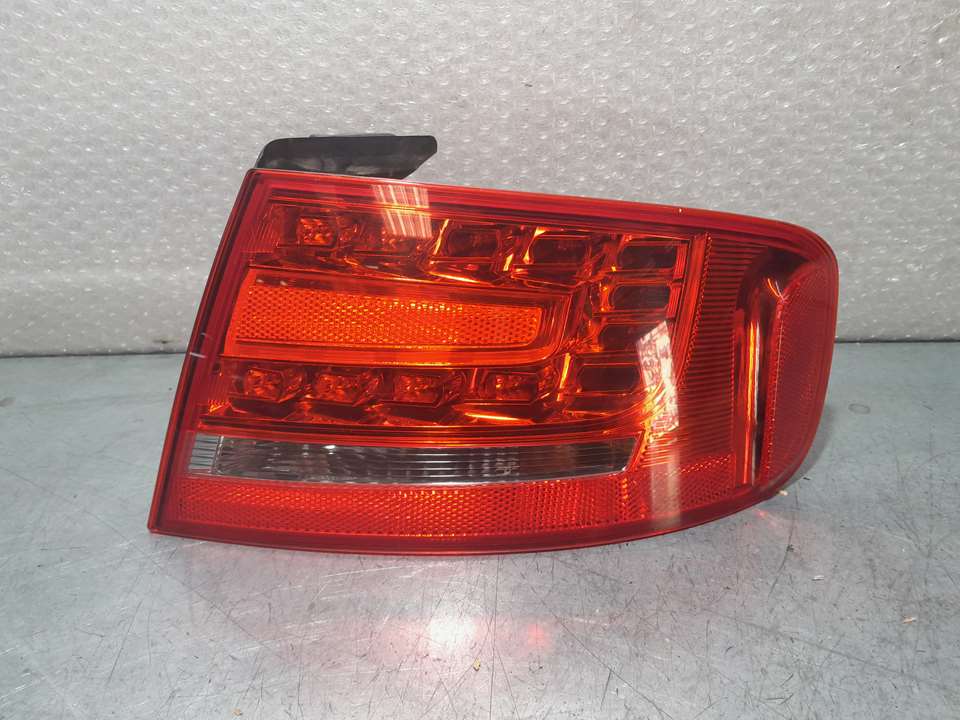 AUDI A4 B8/8K (2011-2016) Rear Right Taillight Lamp 8K5945096D 24867647