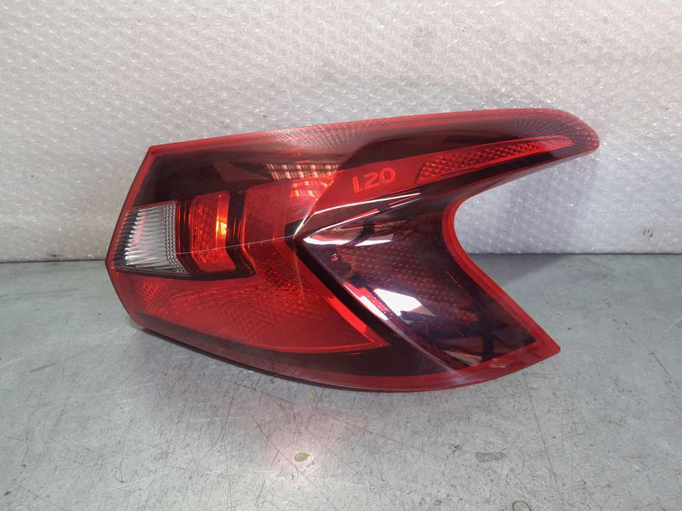 HYUNDAI i20 IB (2 generation) (2014-2020) Rear Right Taillight Lamp EXTERIOR 24103318