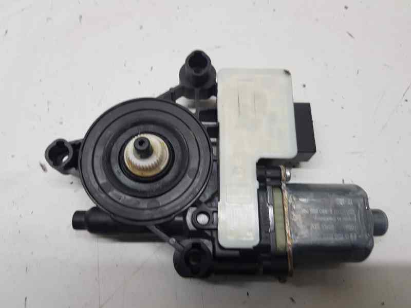 VOLKSWAGEN Polo 6 generation (2017-2024) Rear Right Door Window Control Motor 5Q0959812D 24033589