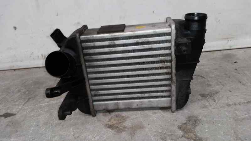 DODGE A4 B6/8E (2000-2005) Intercooler Radiator IZQ 18555537