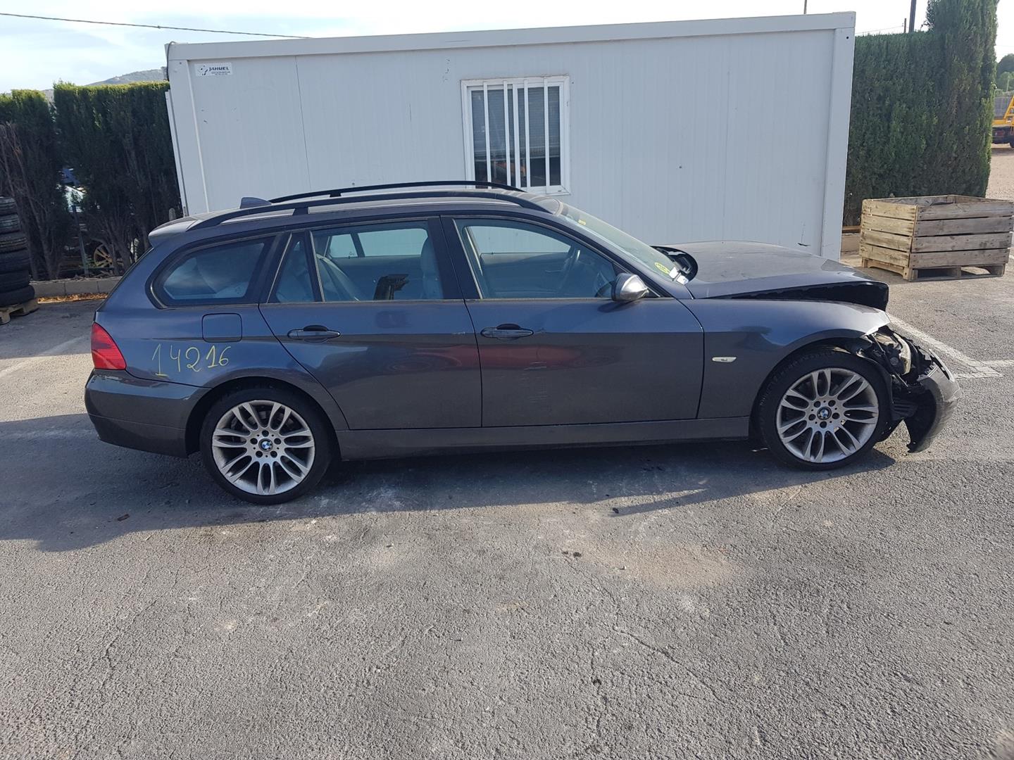 BMW 3 Series E90/E91/E92/E93 (2004-2013) Priekinė kairė apatinė šakė 23660029