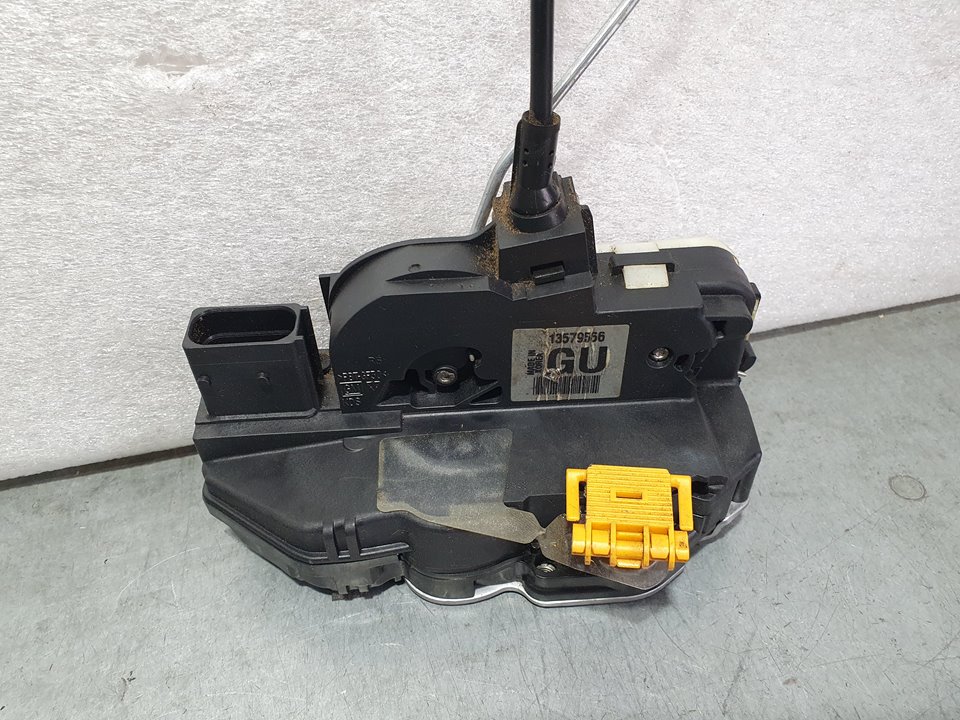 OPEL Astra J (2009-2020) Rear Right Door Lock 13579566 24073783