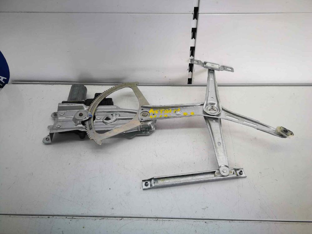 OPEL Astra J (2009-2020) Front Right Door Window Regulator 0130821989 18375240