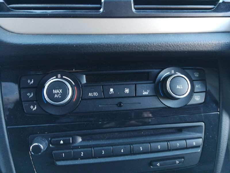 BMW X1 E84 (2009-2015) Klimato kontrolės (klimos) valdymas 23653170