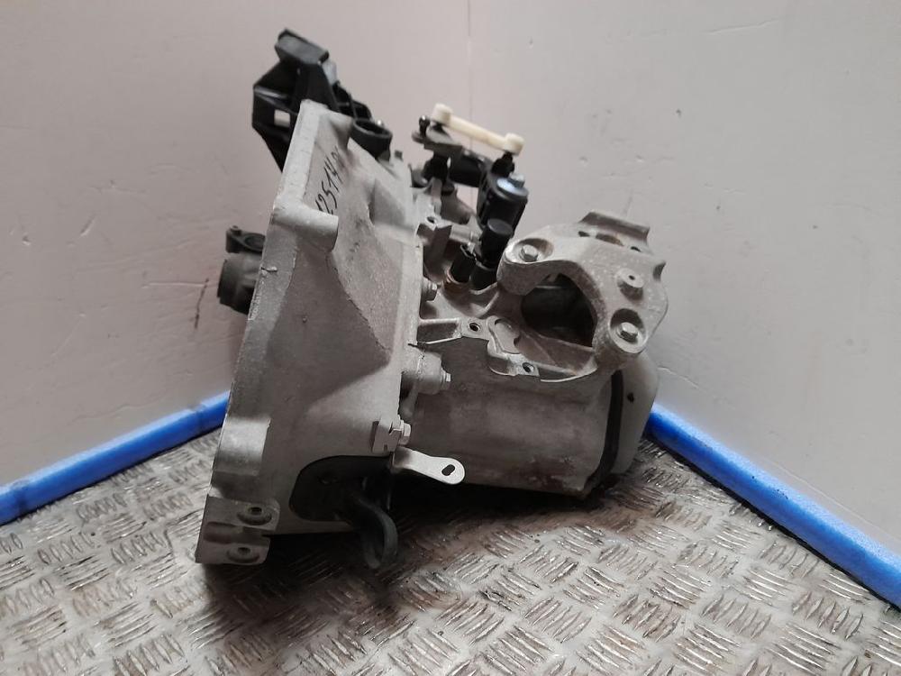 PEUGEOT 208 Peugeot 208 (2012-2015) Gearbox 20A701,1248469 18652978