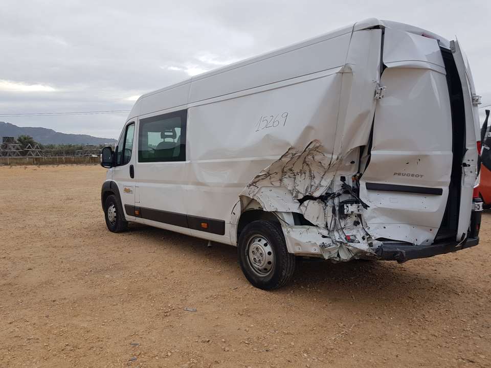 PEUGEOT Boxer Langų skysčio (apiplovimo) bakelis 22879748