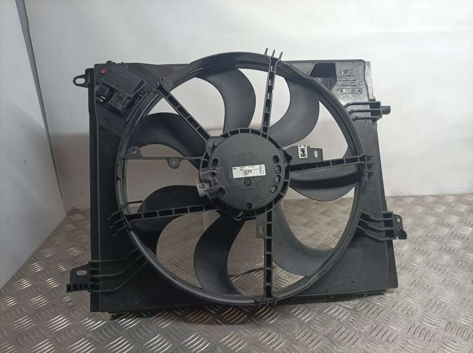 RENAULT Megane 3 generation (2008-2020) Difūzoriaus ventiliatorius M167581, FS2081, VALEO 25224977