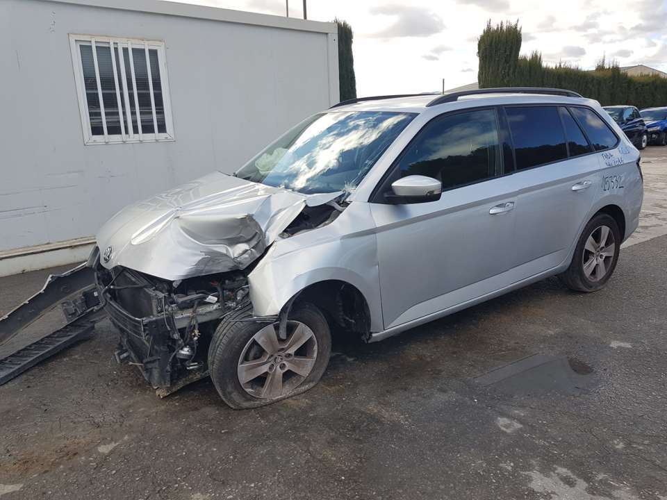 SKODA Yeti 1 generation (2009-2018) Galinių kairių durų spyna 6V0839015A 23171669