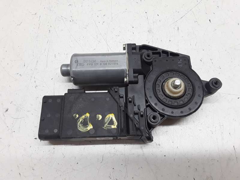 VOLKSWAGEN Passat B5 (1996-2005) Front Right Door Window Control Motor 0130821694 18411012