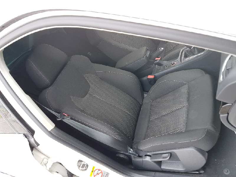 SEAT Exeo 1 generation (2009-2012) Front Right Seat C/AIRBAG 23653377