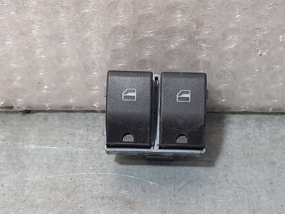 VOLVO Polo 4 generation (2001-2009) Front Left Door Window Switch 24876240