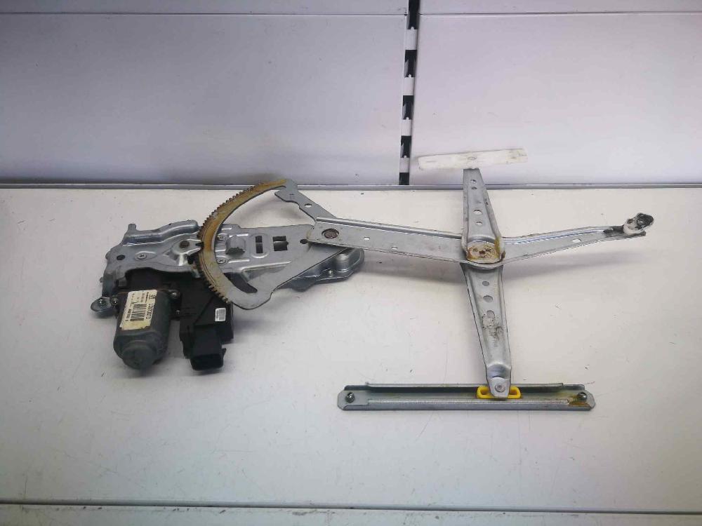 RENAULT Corsa C (2000-2006) Front Left Door Window Regulator 13173073 18396575