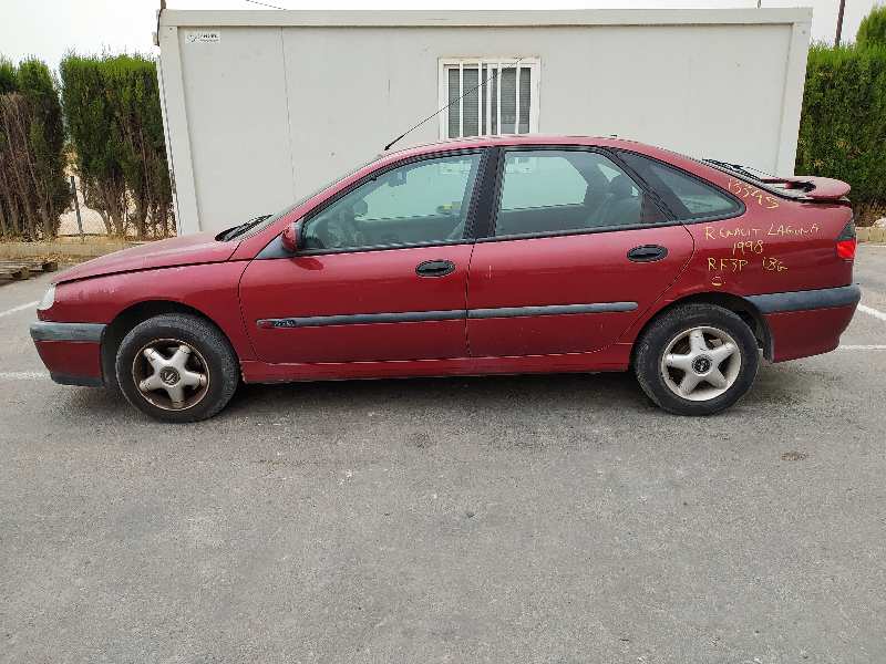 RENAULT Laguna 1 generation (1993-2001) Priekinis dešinys sparno posūkio žibintas (posūkis) TOCADO 18692300