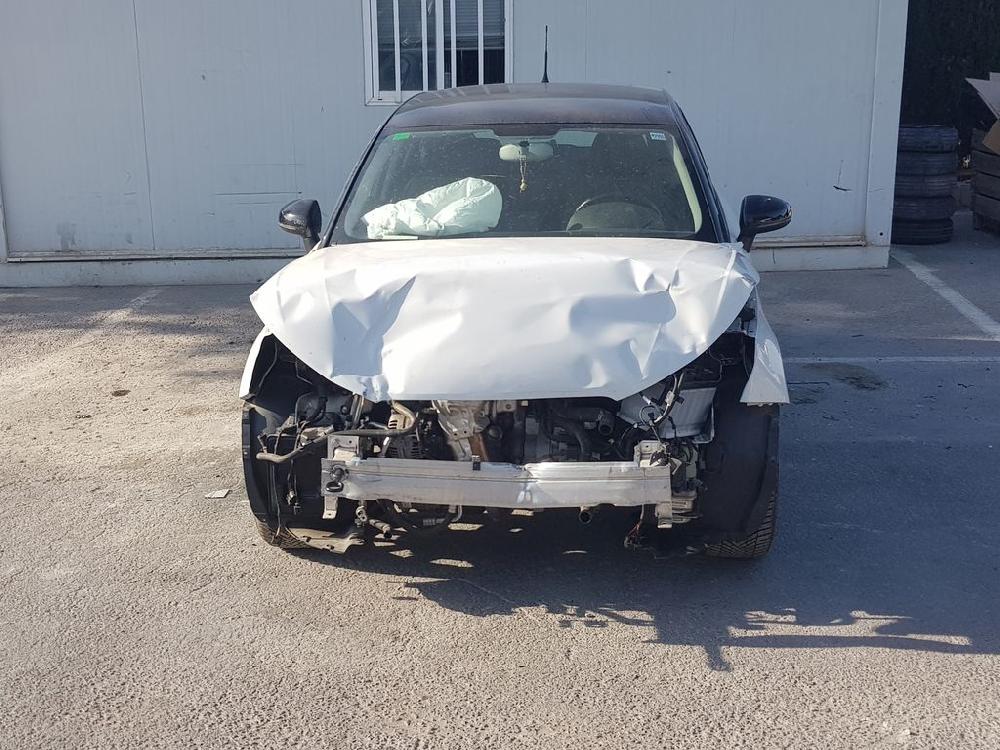 AUDI A1 8X (2010-2020) Priekšējo labo durvju slēdzene 8X1837016 23621703