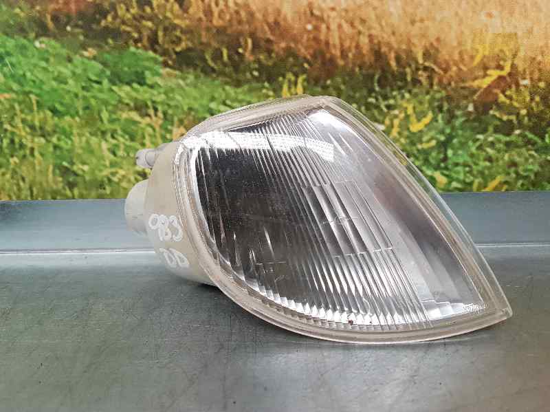 CITROËN Saxo 2 generation (1996-2004) Front Right Fender Turn Signal BLANCO 18530655