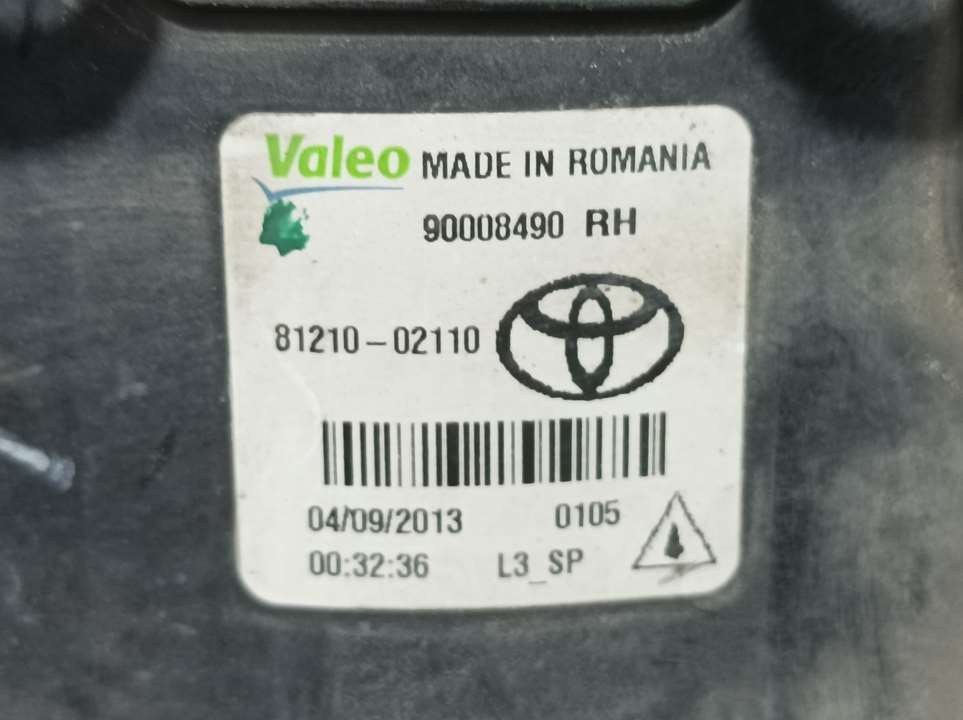 TOYOTA Auris 2 generation (2012-2015) Oikea etusumuvalo 8121002110, 90008490 22753837