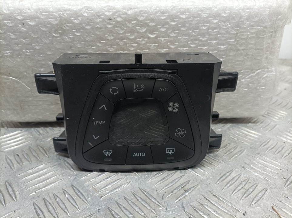 PEUGEOT 108 1 generation (2015-2021) Climate  Control Unit 5590YV010,B000736877 24089415