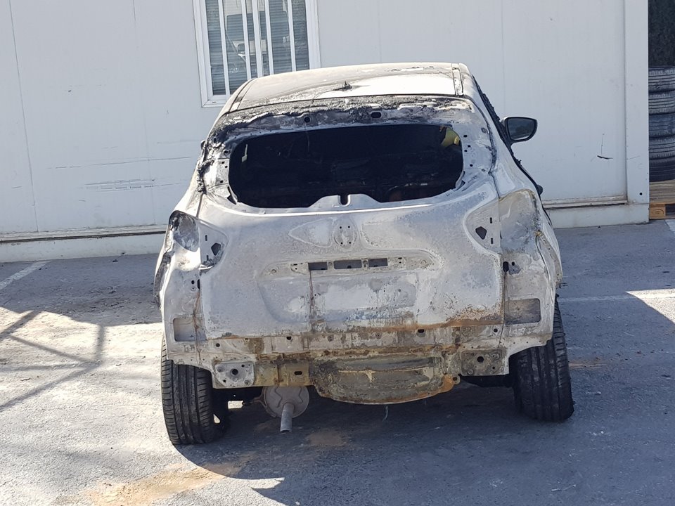 RENAULT Clio 4 generation (2012-2020) Priekinis dešinys pusašis 391005624R 20143621