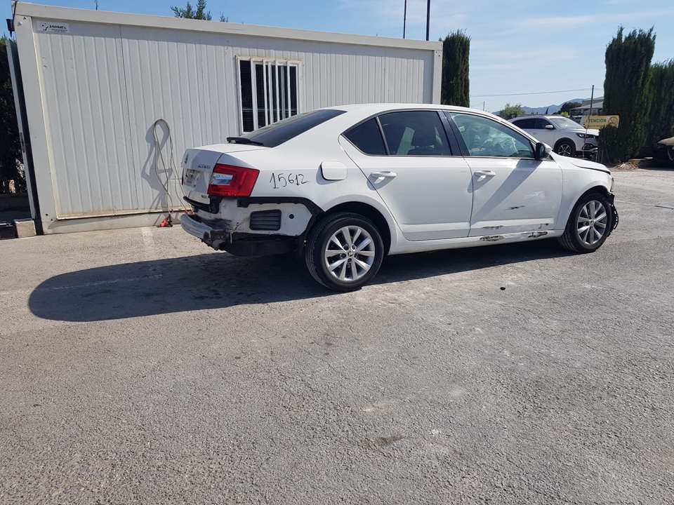 SKODA Octavia 3 generation (2013-2020) Задній лівий ремінь безпеки 5E5857447B 25157576