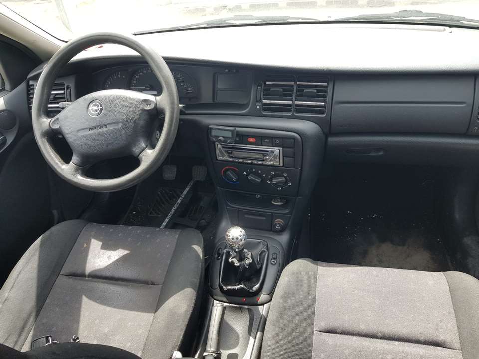 OPEL VECTRA B Hatchback (38_) Front Left Door TOCADA 24543513