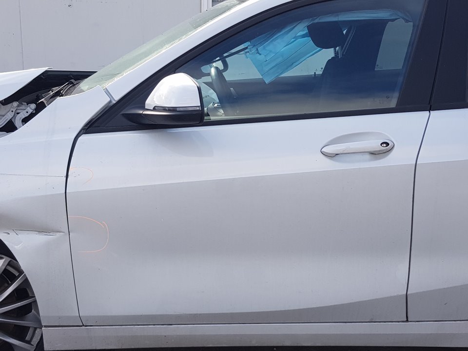 BMW 1 Series F40 (2019-2024) Priekinės kairės durys TOCADA 24549807