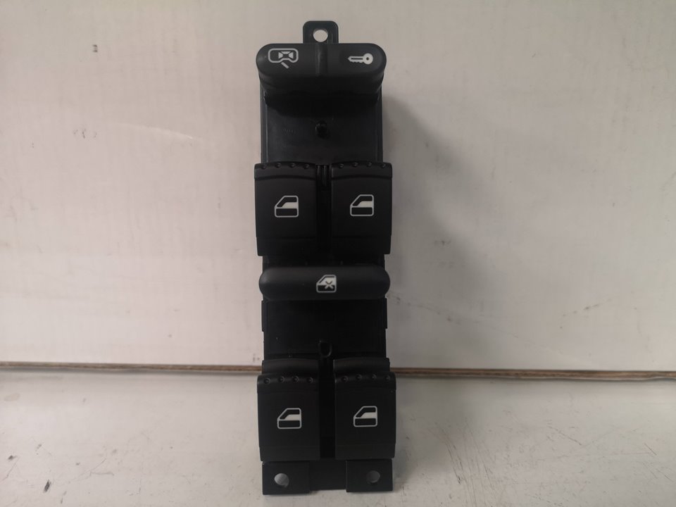 VOLKSWAGEN Bora 1 generation (1998-2005) Front Left Door Window Switch 1J4959857D 21103324