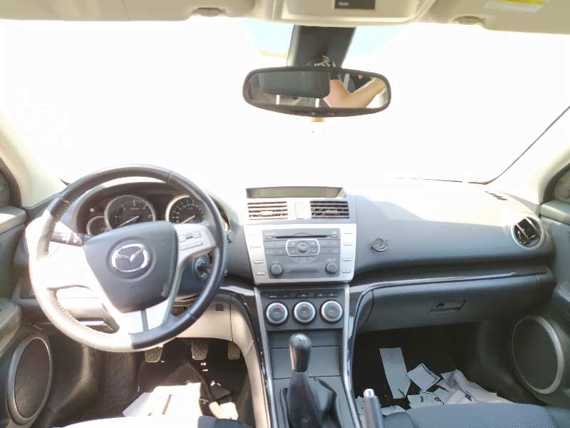 MAZDA 6 Hatchback (GH) Galinių dešinių durų stiklo pakelėjo varikliukas D6515858X, CM012030 24043749