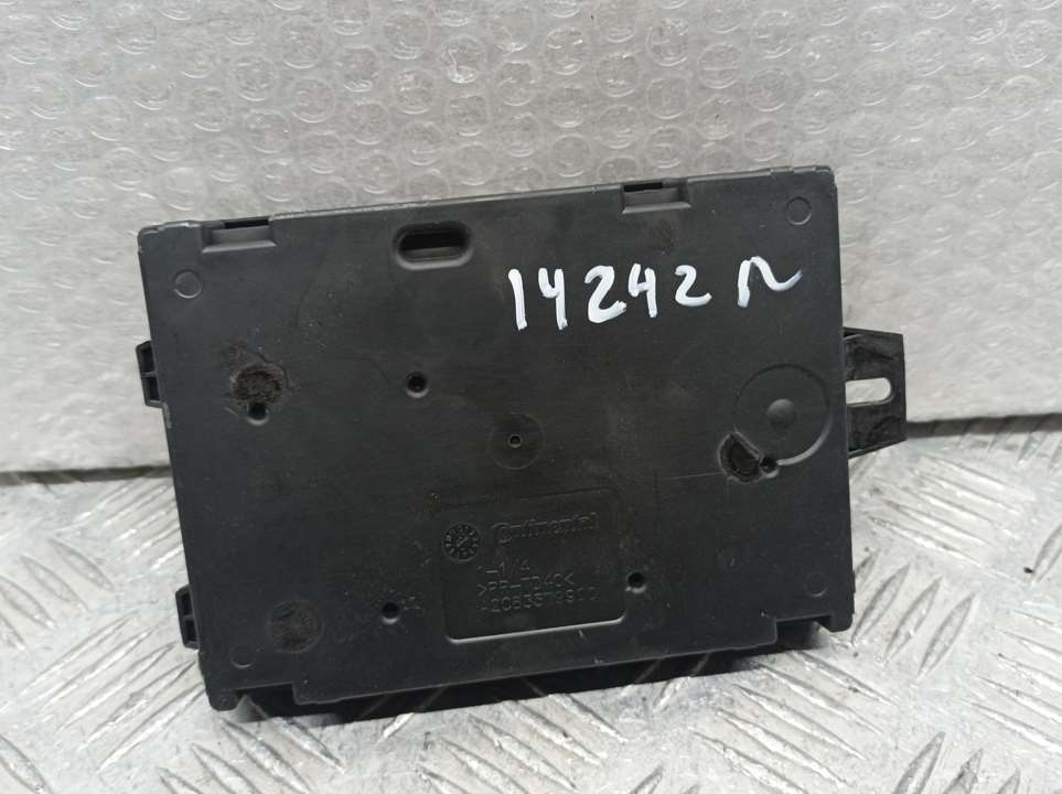 RENAULT Clio 4 generation (2012-2020) Other Control Units 284B18663R, A2C92226605, CONTINENTAL 25265198