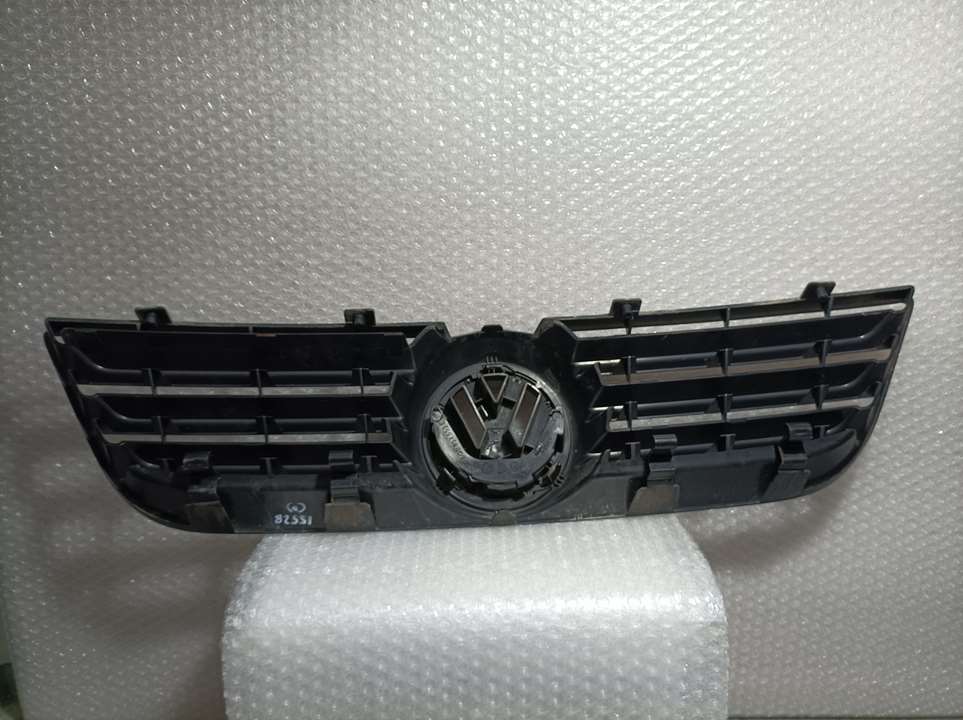 VOLKSWAGEN Polo 4 generation (2001-2009) Radiator Grille 6Q0853656E 24587499