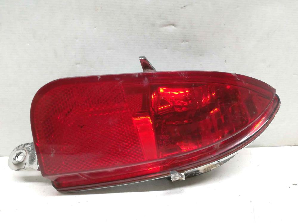 RENAULT Corsa C (2000-2006) Rear Right Fog Light FALSO 18387760